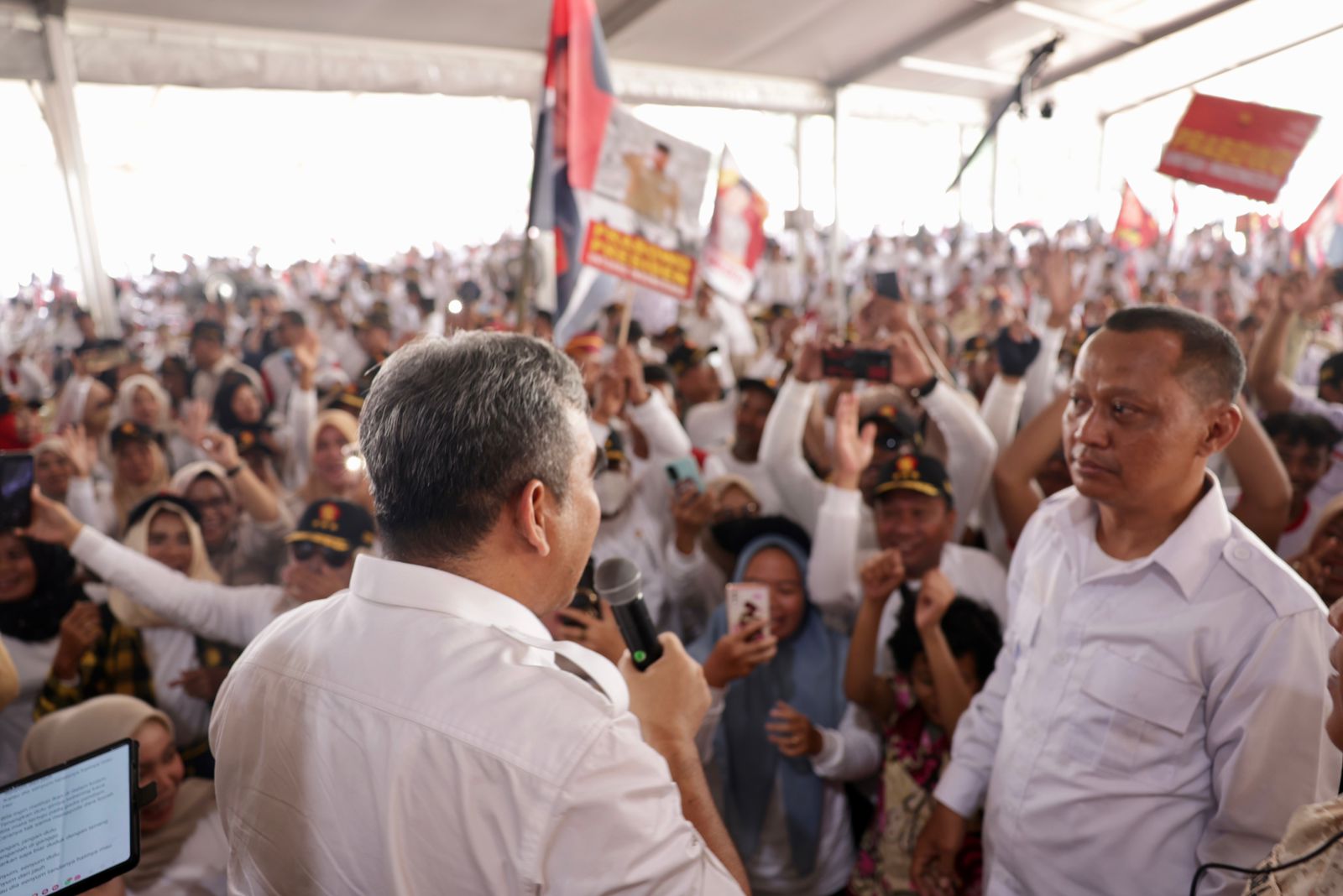 A Muzani Sekjen gerinda